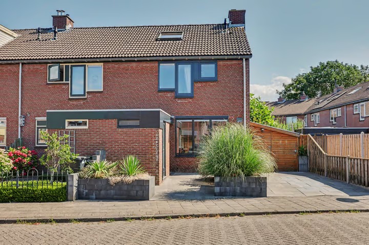 Hoekwoning Zalm 2 in Hellevoetsluis