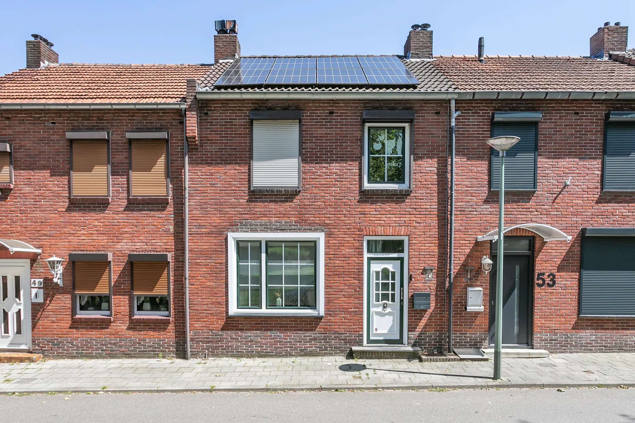 Tussenwoning Jonker Cluttstraat 51 in Brunssum