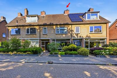 Tussenwoning Smaragdstraat 21 in Apeldoorn