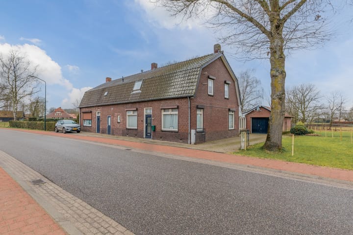 Halfvrijstaande woning Damenweg 9 in Soerendonk