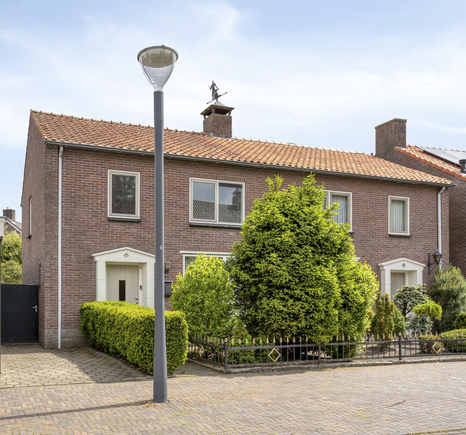 2-onder-1-kapwoning St Odulphusstraat 12 in Best