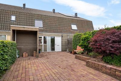 Tussenwoning Laurierpark 110 in Assen