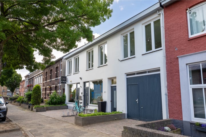 Halfvrijstaande woning Populierweg 108 in Maastricht