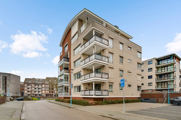 Portiekflat Maasboulevard 11 Roermond
