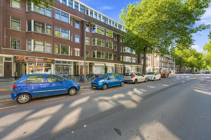 Bovenwoning Mathenesserweg 68 A02 in Rotterdam