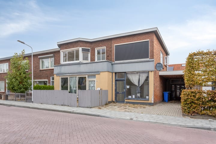 Tussenwoning Wilhelminastraat 42 in Axel