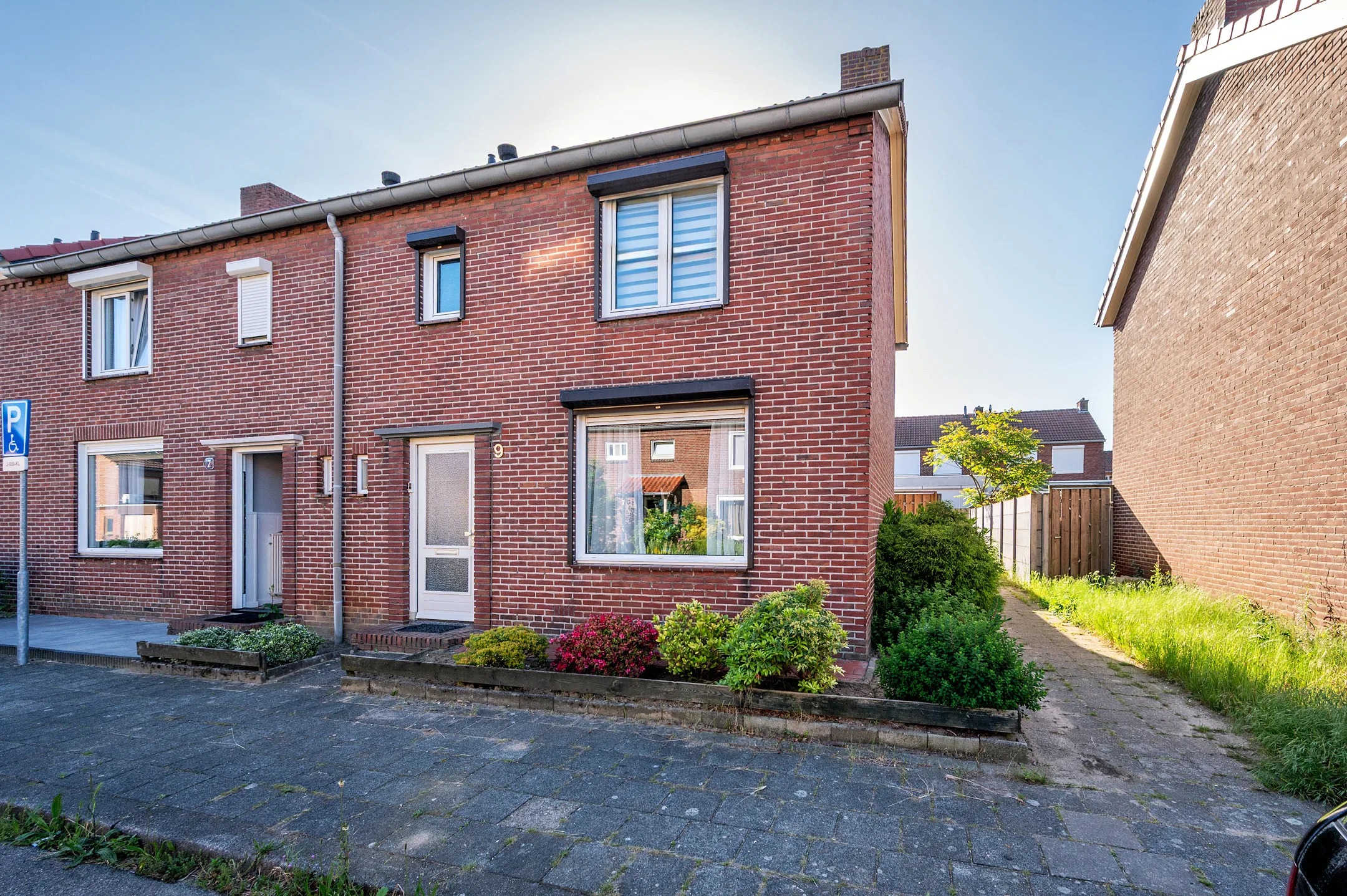 Hoekwoning Merelstraat 9 in Tegelen