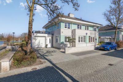 2-onder-1-kapwoning Thorbeckelaan 118 in Roosendaal