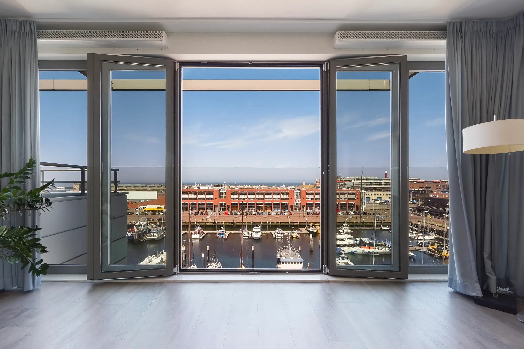 Penthouse Dr. Lelykade 42 F in Den Haag
