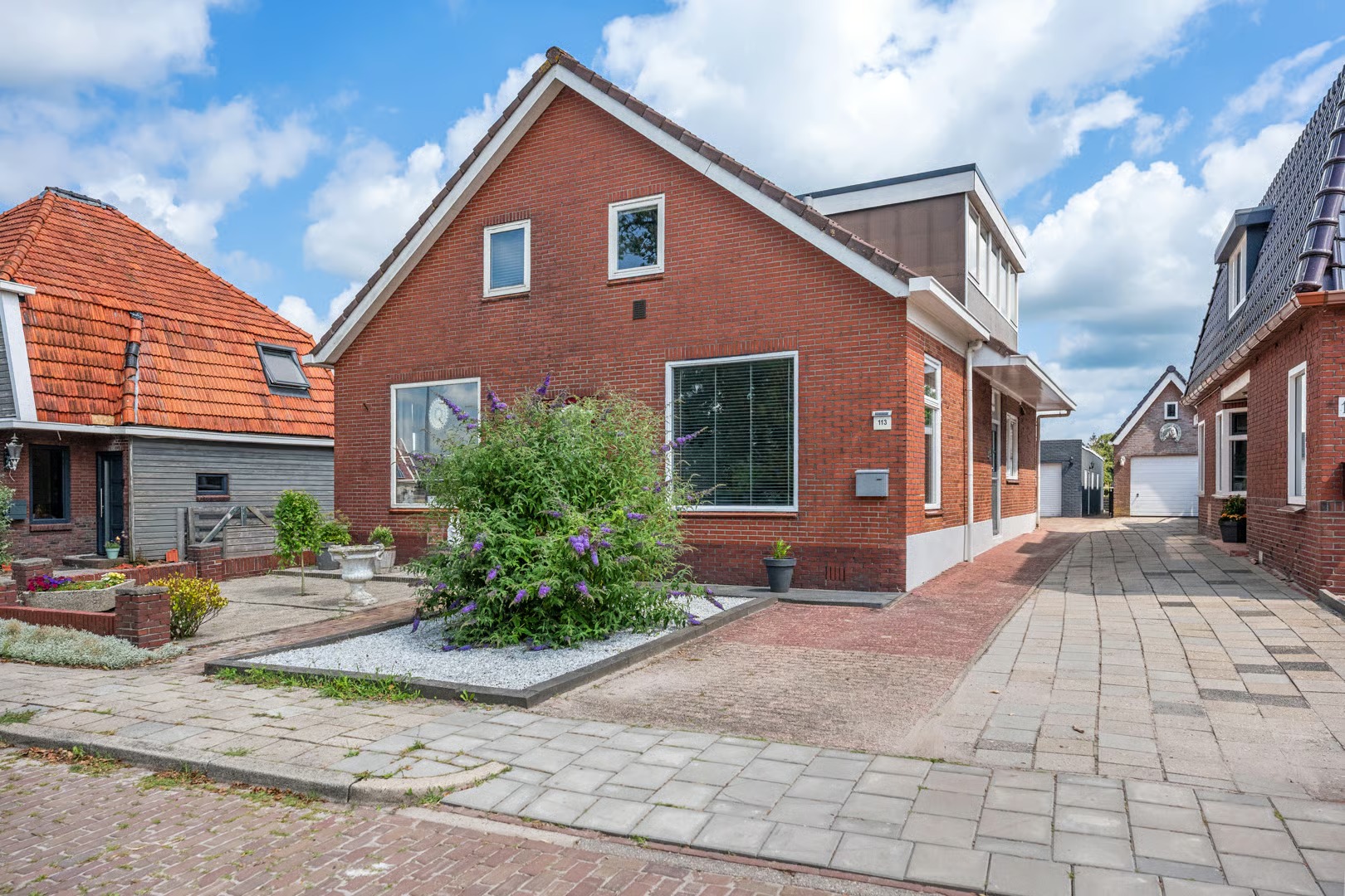 2-onder-1-kapwoning Middenweg 113 in Veendam