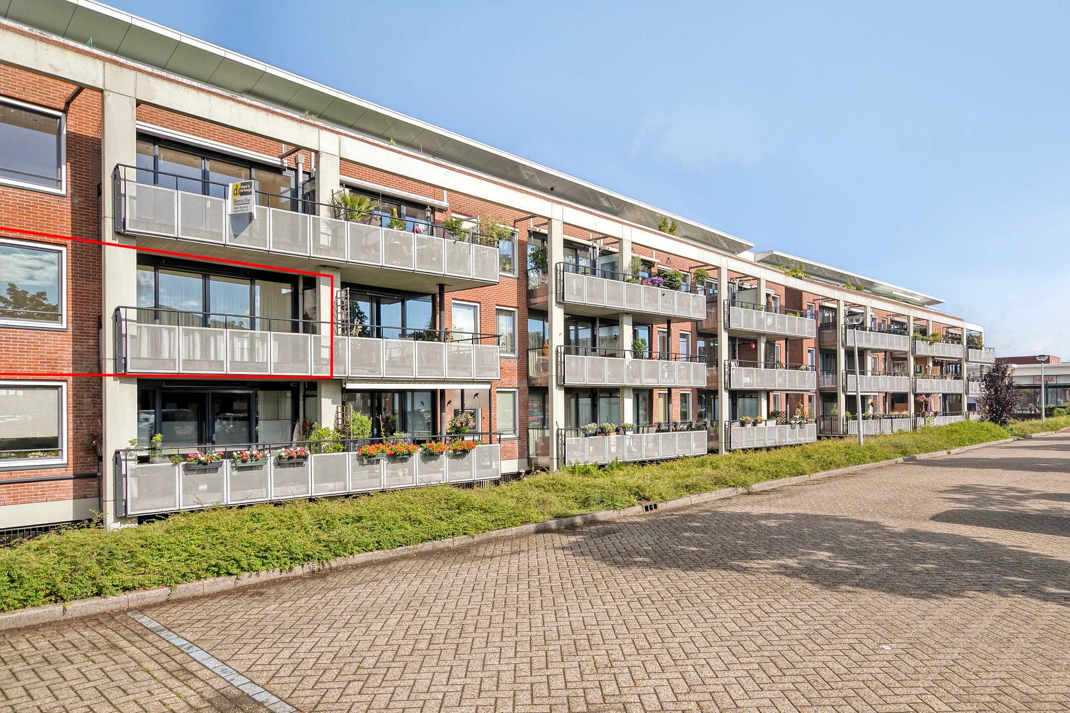 Portiekflat Dubčeksingel 92 in Ede