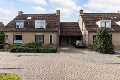 Geschakelde 2-onder-1-kapwoning Haydnstraat 32 in Zwijndrecht