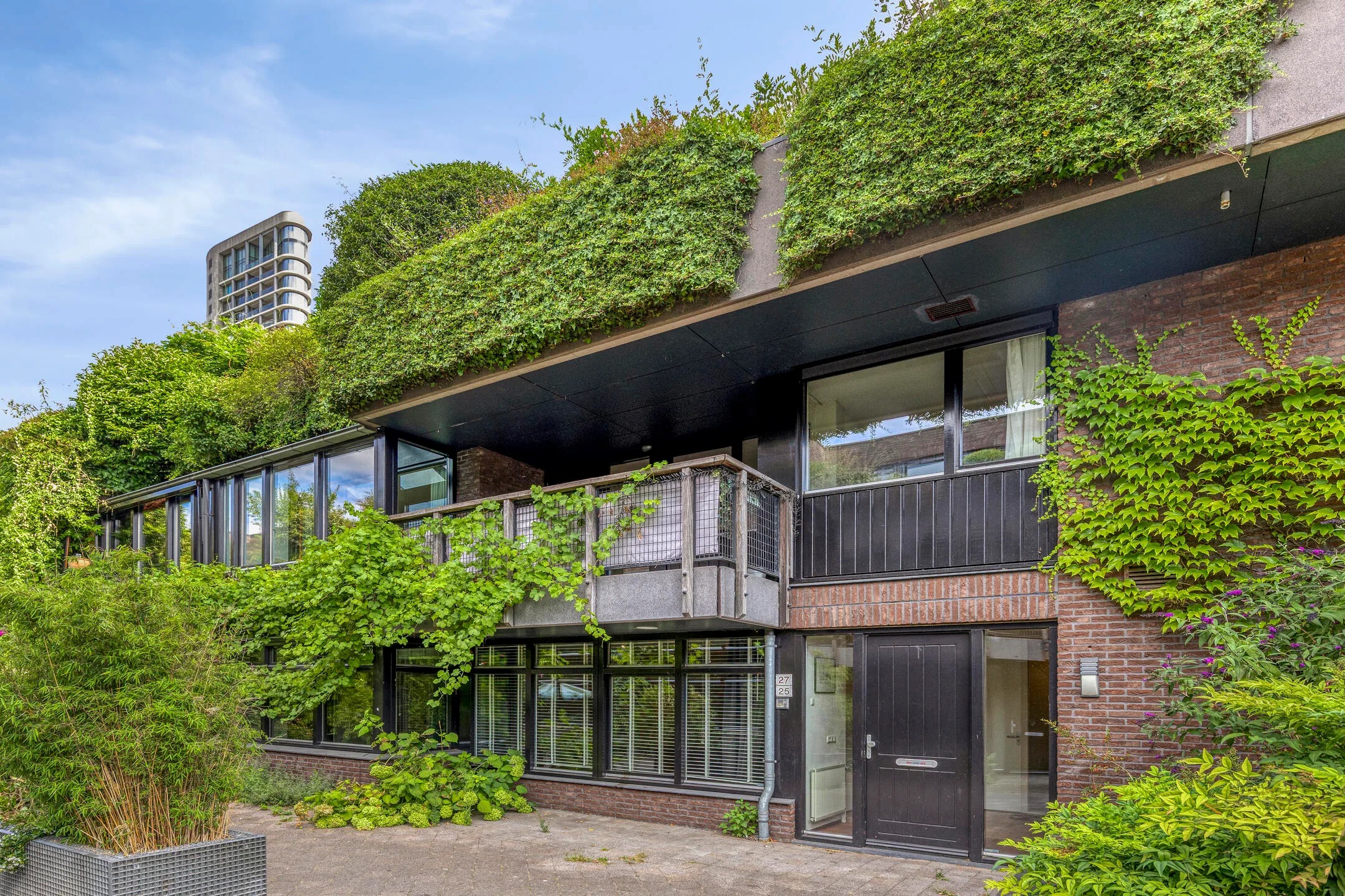Beneden + bovenwoning 't College 25 in Eindhoven