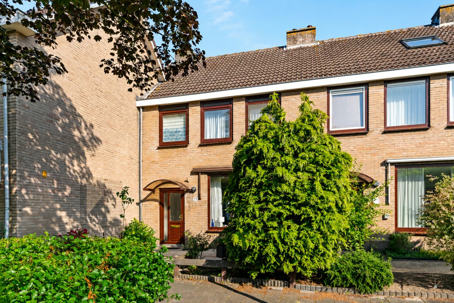 Tussenwoning Elzendal 77 in Maassluis