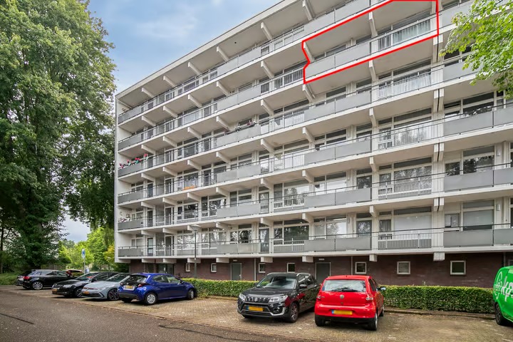 Galerijflat De Akkeren 83 in Soest