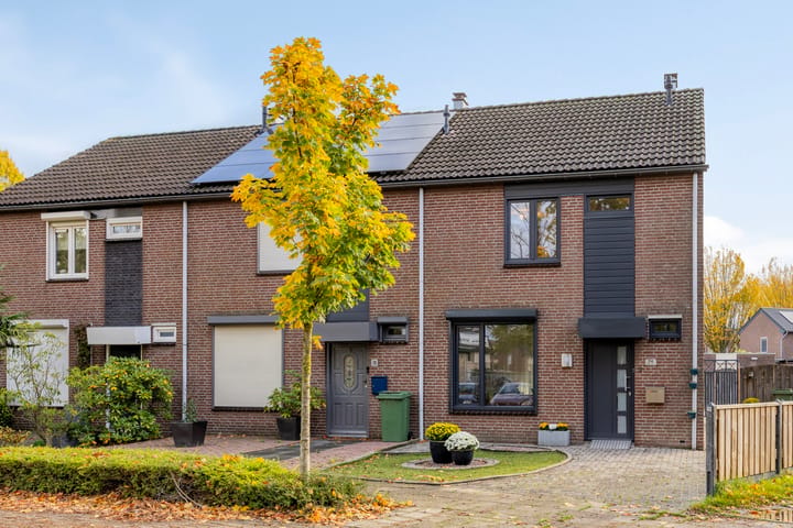 Hoekwoning Klaproosstraat 74 in Weert