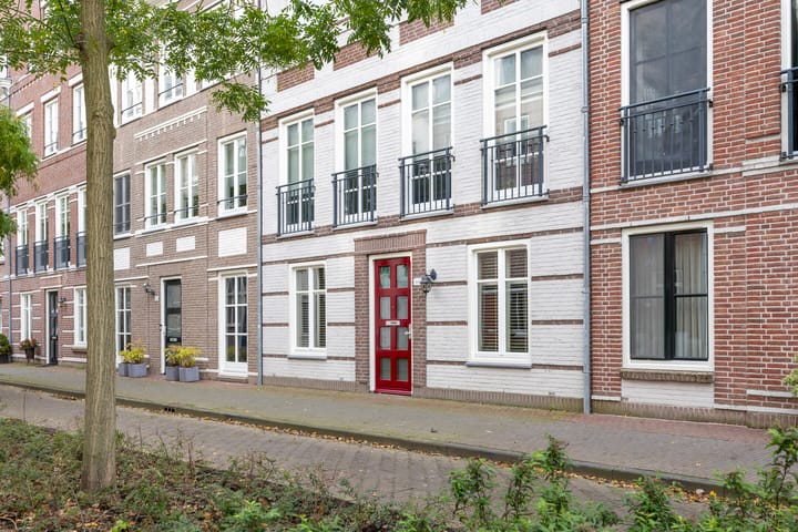 Benedenwoning Laan door de Veste 163 in Helmond
