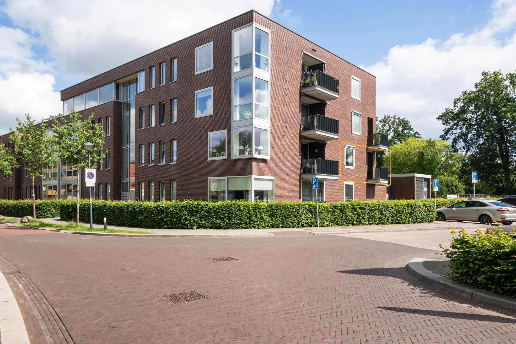 Portiekflat Minister Kanstraat 12 E in Emmen