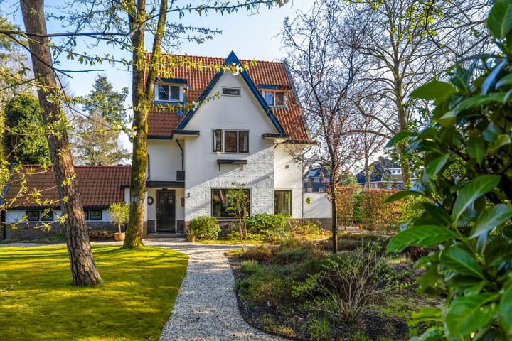 Villa, vrijstaande woning Obrechtlaan 10 in Bilthoven