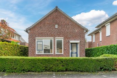 Eengezinswoning, vrijstaande woning Perzikstraat 22 in Wijk en Aalburg