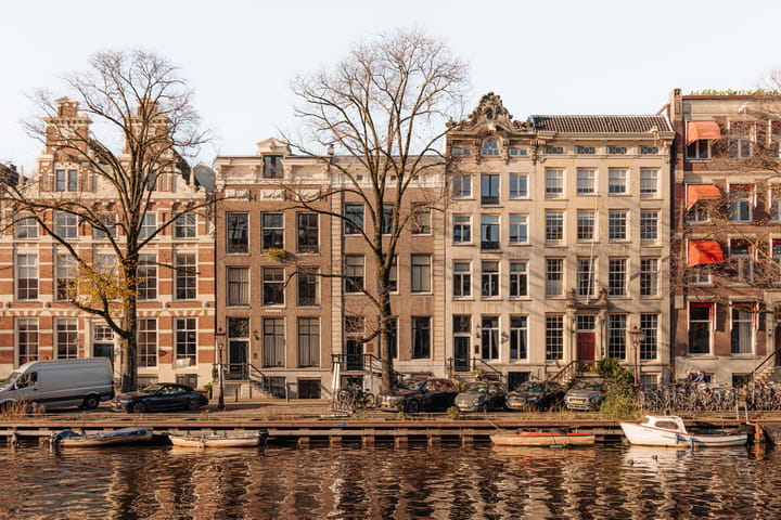 Dubbel benedenhuis Singel 136 A Amsterdam