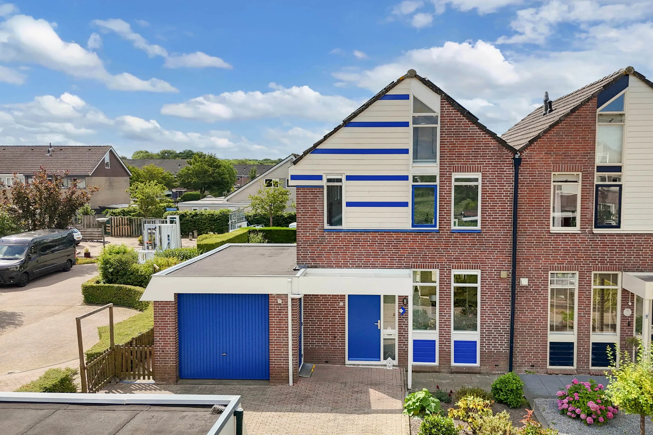 Geschakelde woning Suze Groenewegplein 12 in Franeker