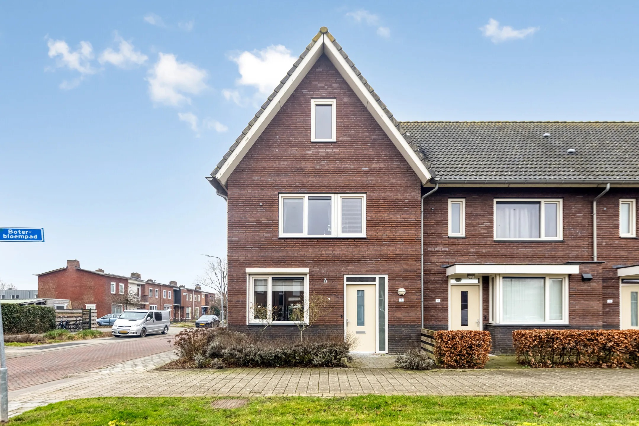 Hoekwoning Boterbloempad 2 in Goes