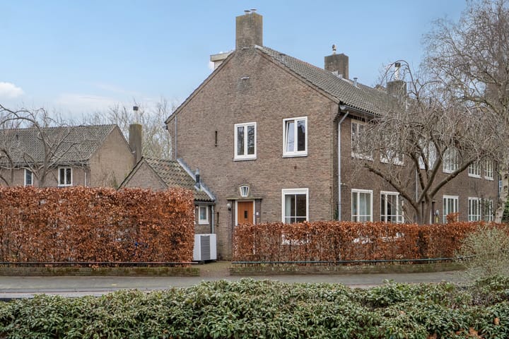 Hoekwoning Poortlandplein 2 in Delft