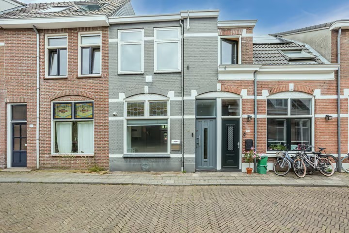 Tussenwoning Molenweg 143 in Zwolle