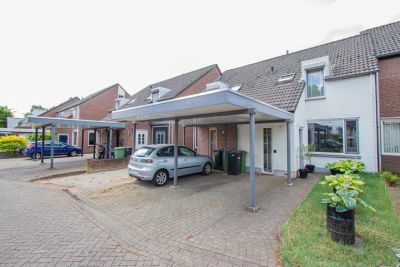 Eengezinswoning, 2-onder-1-kapwoning Horstveld 27 in Heythuysen