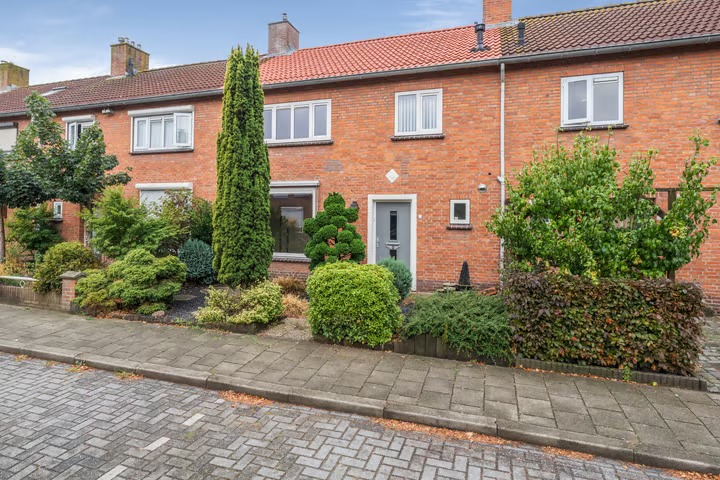 Tussenwoning Irenestraat 23 in Oud Gastel