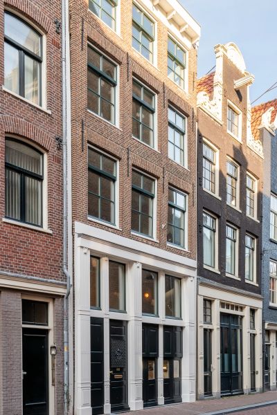 Tussenwoning Bloemstraat 154 in Amsterdam