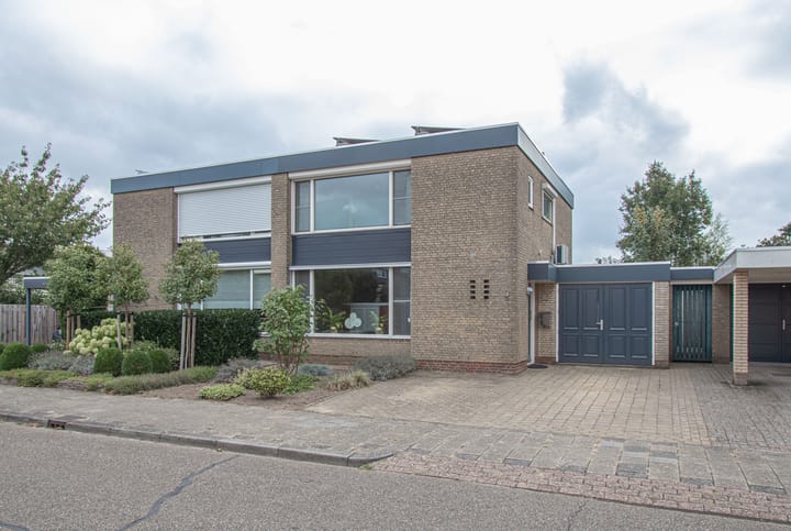 Eengezinswoning, halfvrijstaande woning Jean Romestraat 3 in Heythuysen