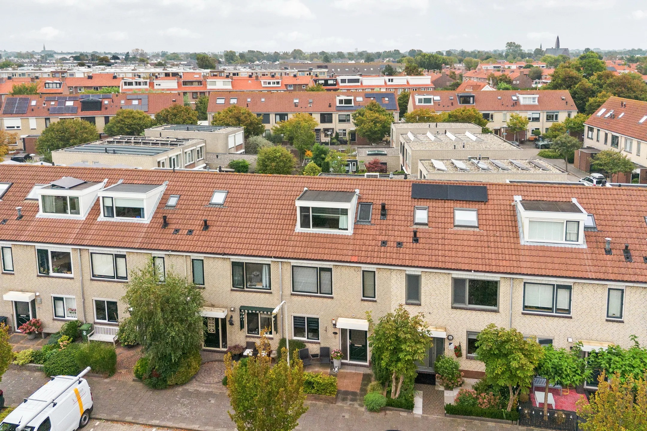 Tussenwoning Laan van Delfland 61 Monster