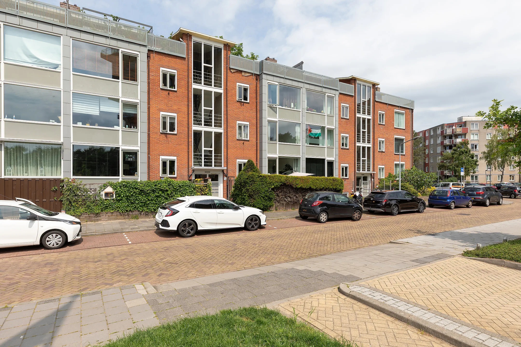 Portiekflat Van Linschotenlaan 282 in Hilversum