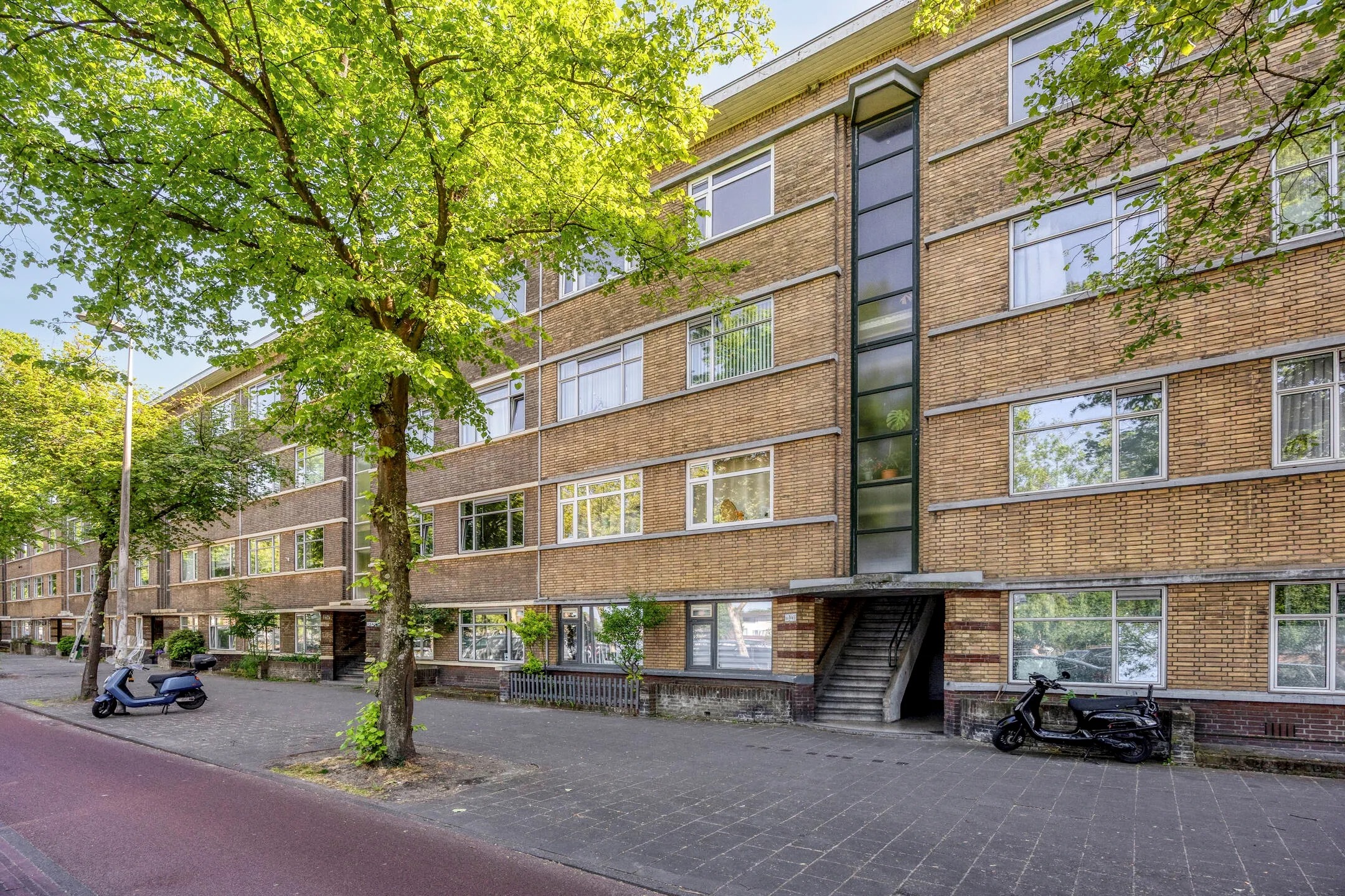 Portiekflat Troelstrakade 231 Den Haag