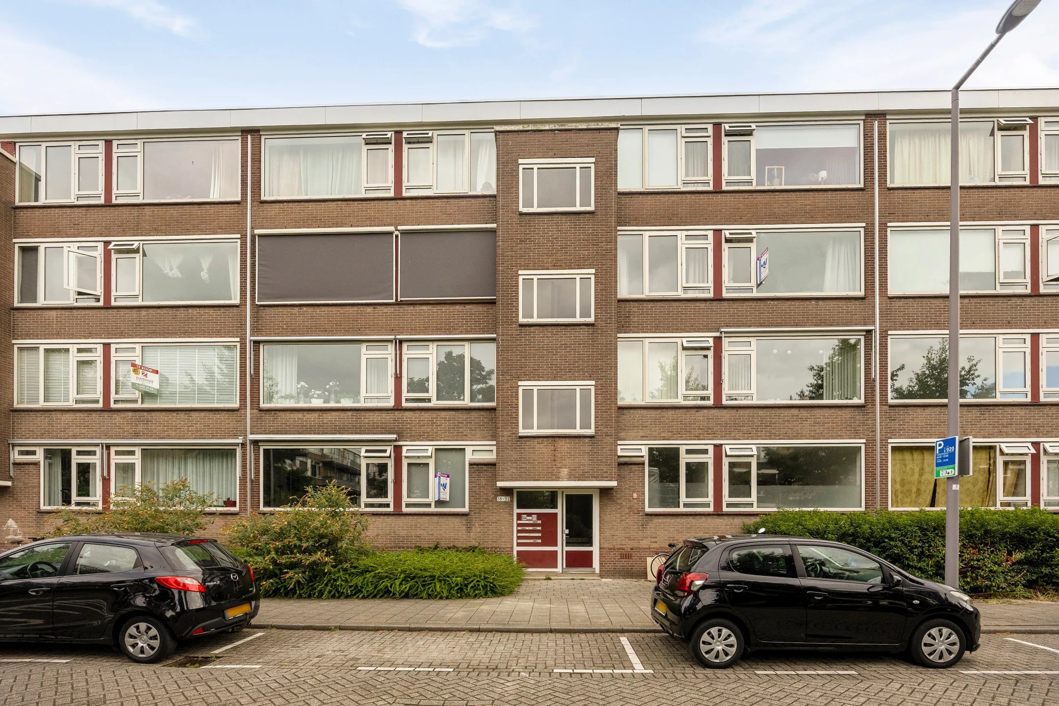 Portiekflat Plotinusstraat 30 in Rotterdam