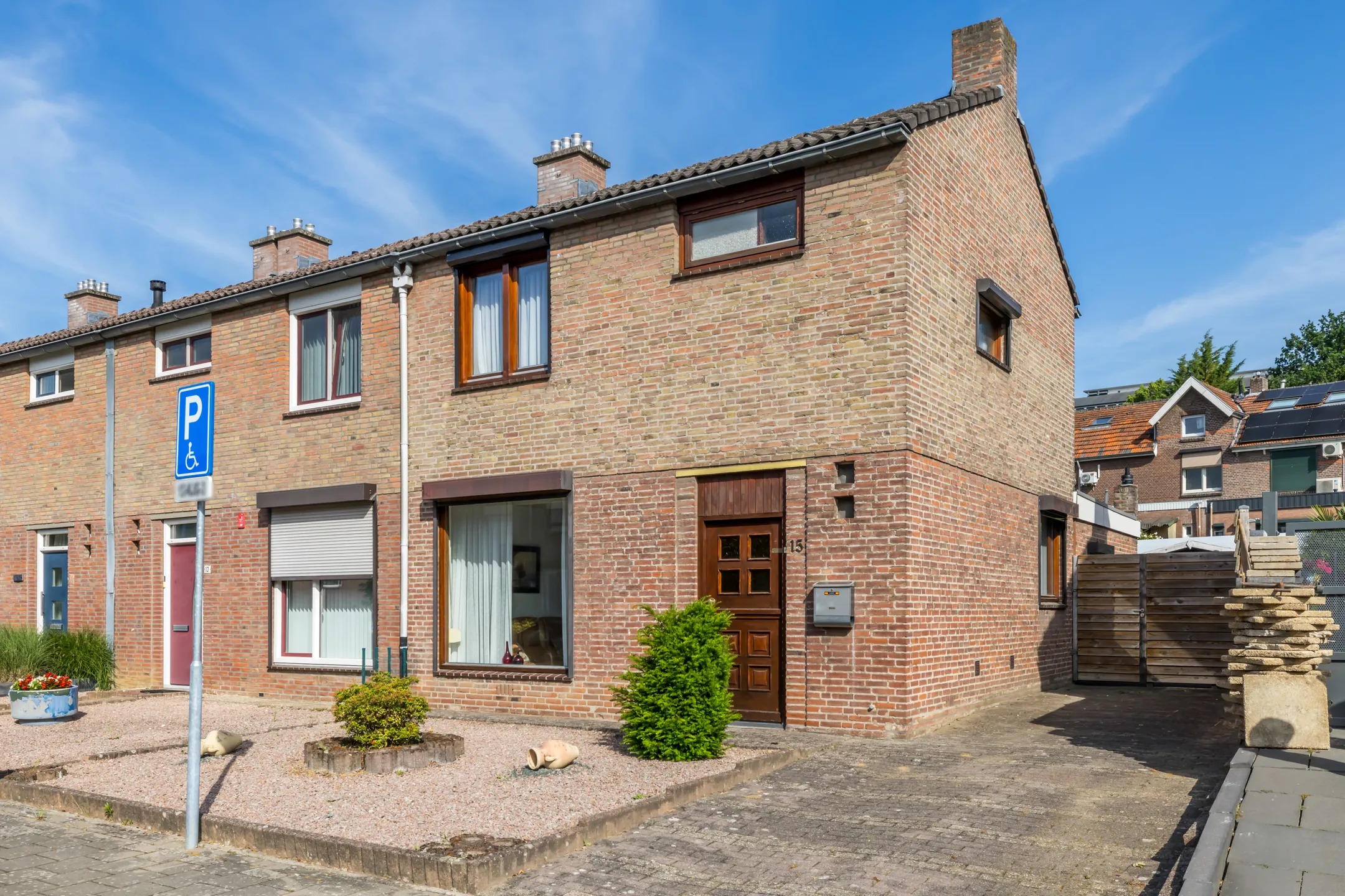 Hoekwoning Carel Fabritiusstraat 15 in Brunssum