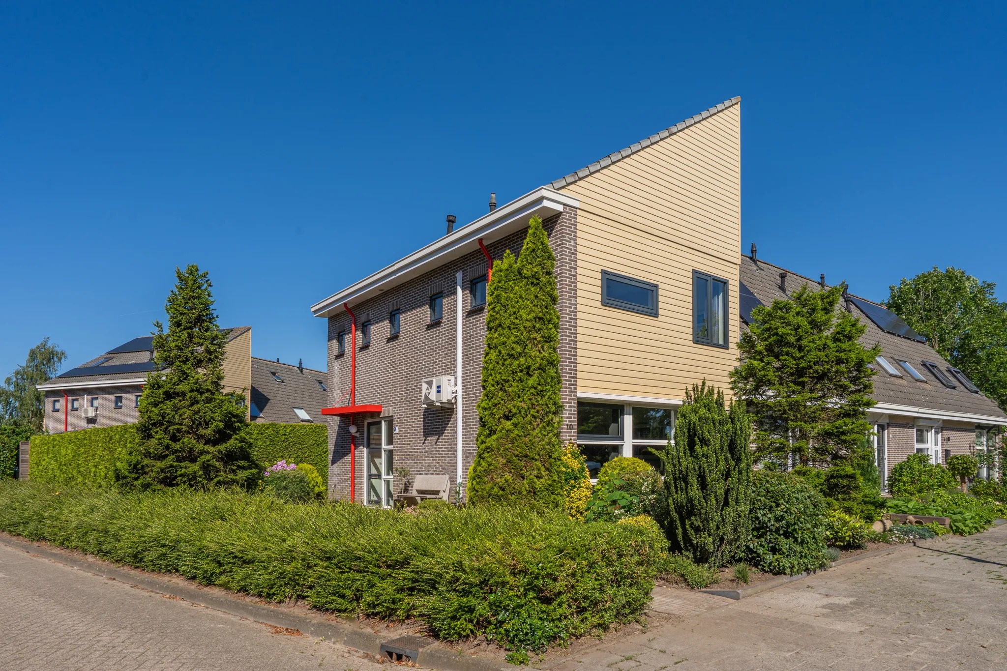 Hoekwoning Robijnstoep 10 in Assen