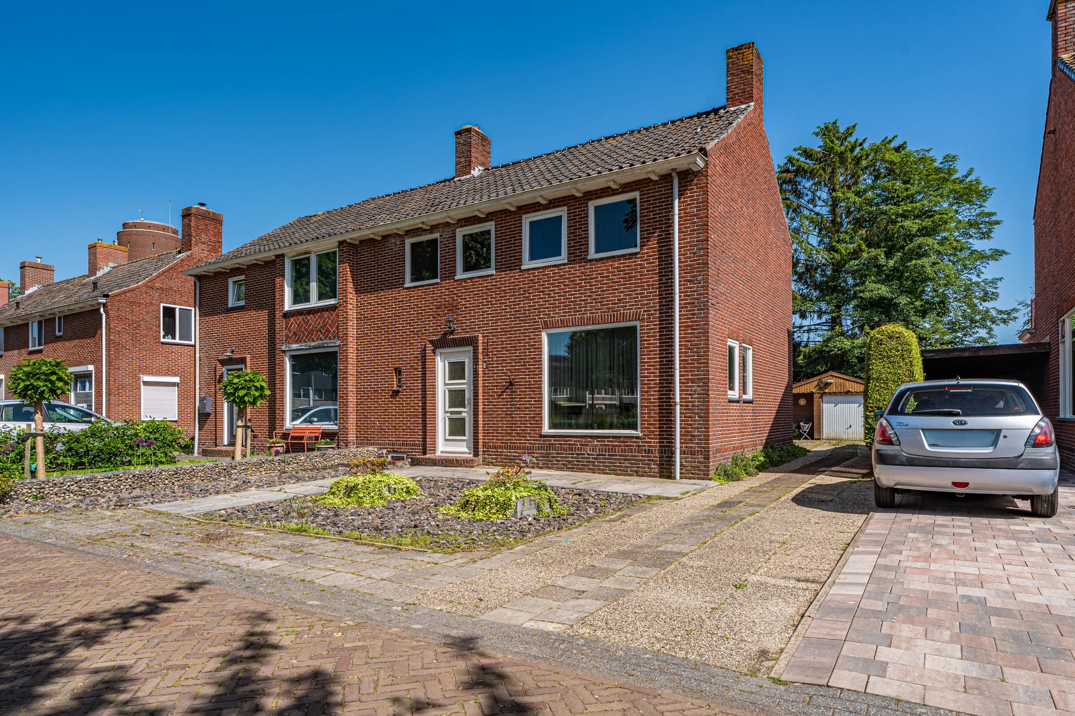 2-onder-1-kapwoning de Savornin Lohmanlaan 74 in Oude Pekela