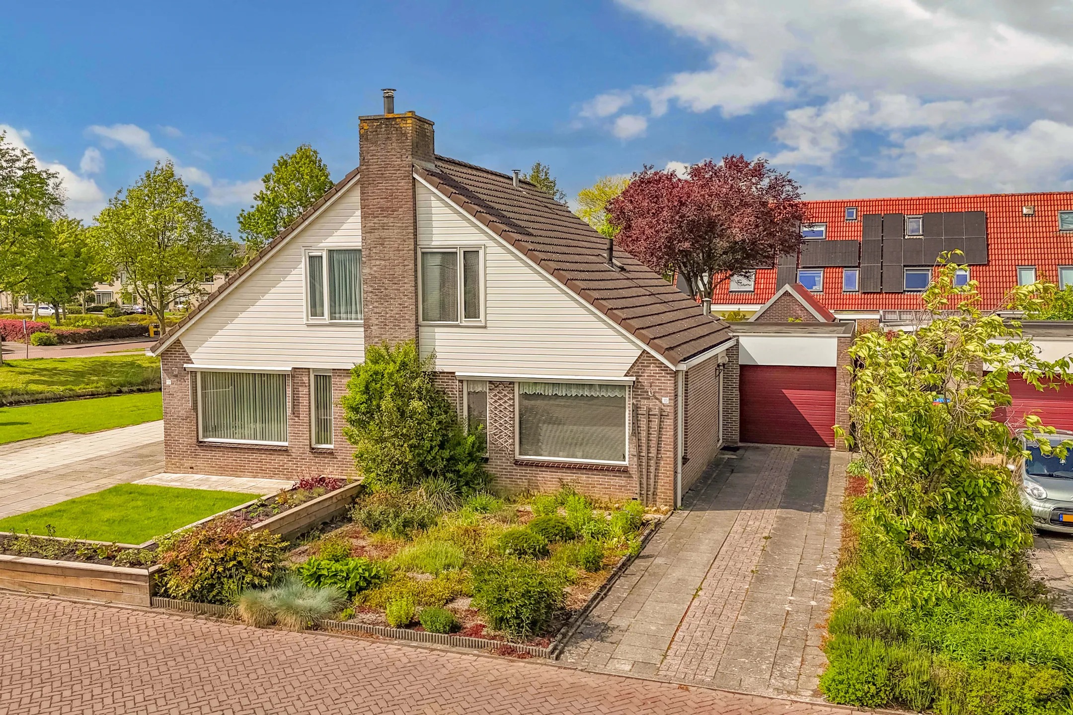 2-onder-1-kapwoning Ellertsveld 10 in Emmeloord