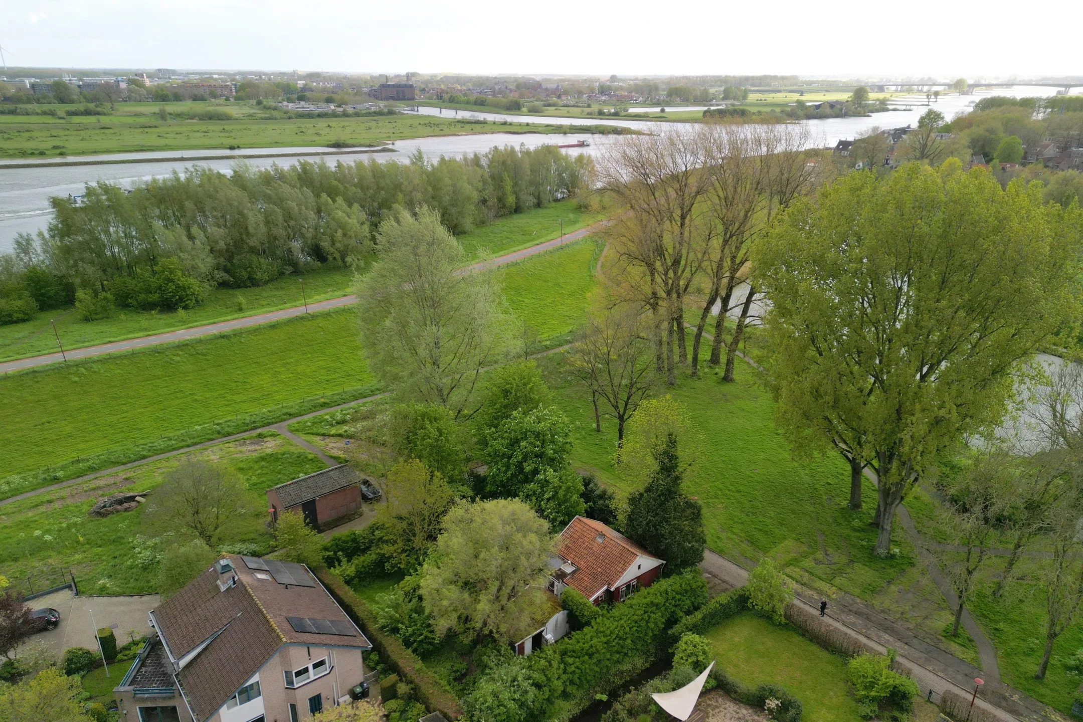 Vrijstaande woning (bedrijfs- of dienstwoning) Klaverkamp 4 in Nieuwegein