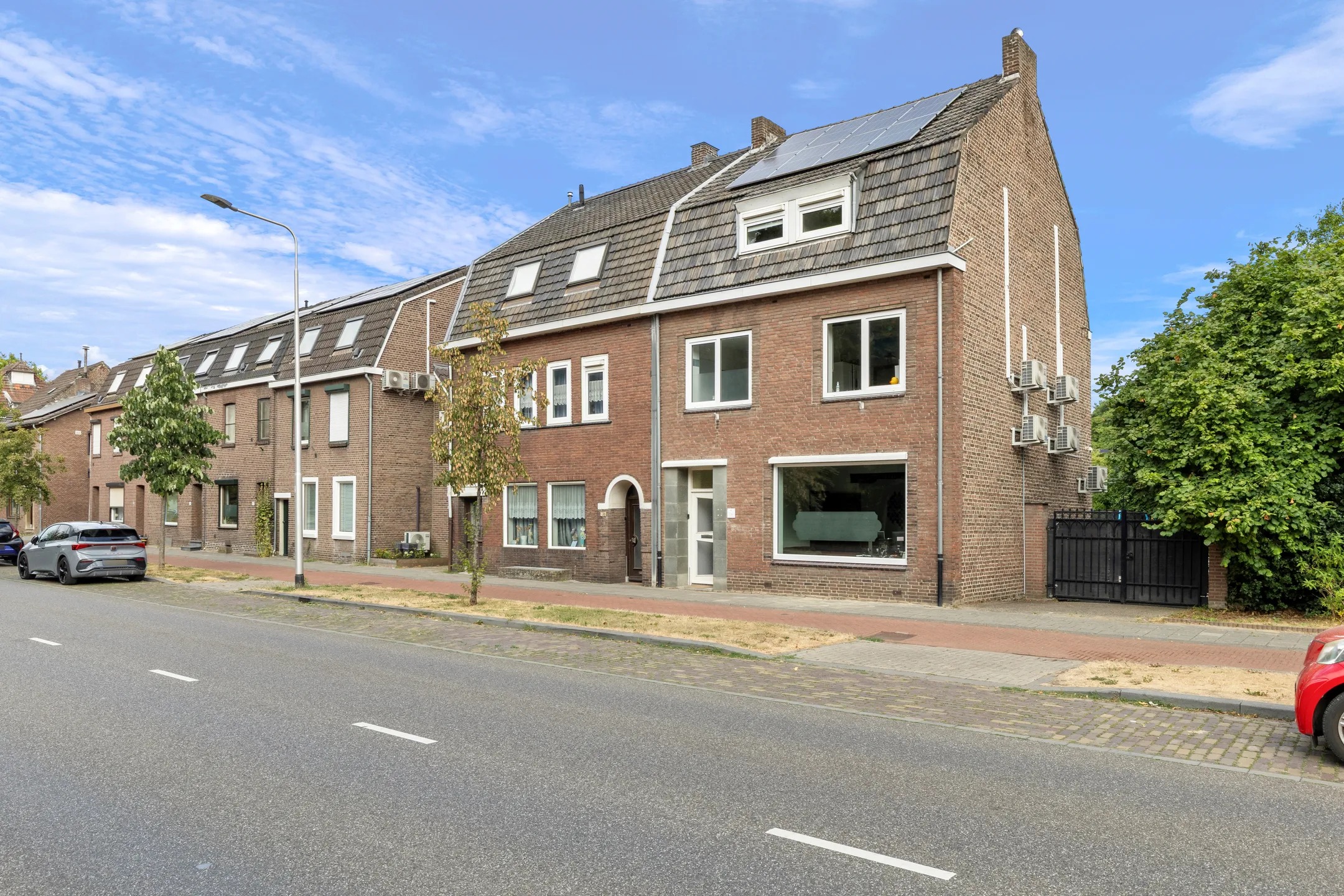 Hoekwoning Heerlenersteenweg 56 in Kerkrade