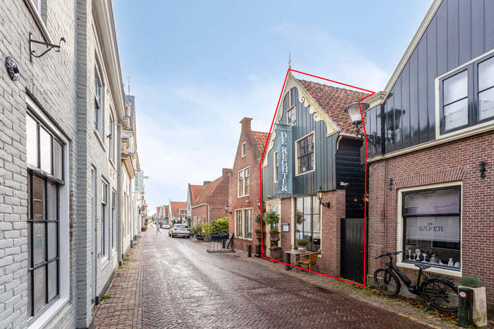 Eengezinswoning, halfvrijstaande woning Rechtestraat 5 De Rijp