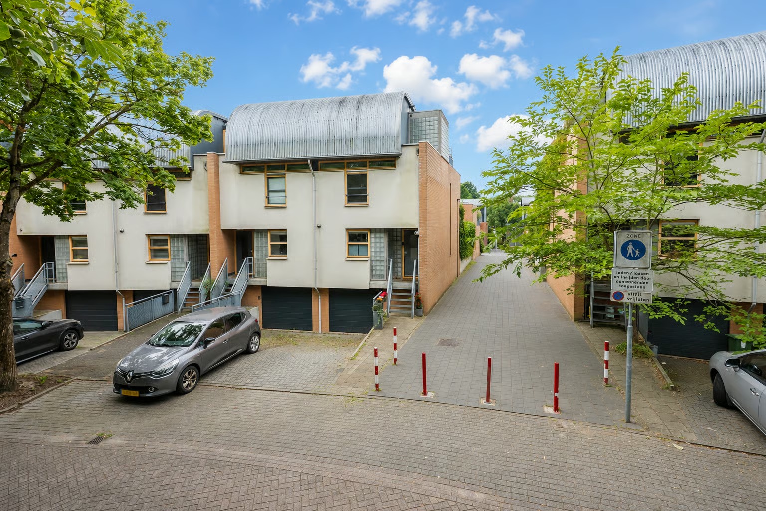 Hoekwoning Esdoorn 24 A in Maastricht