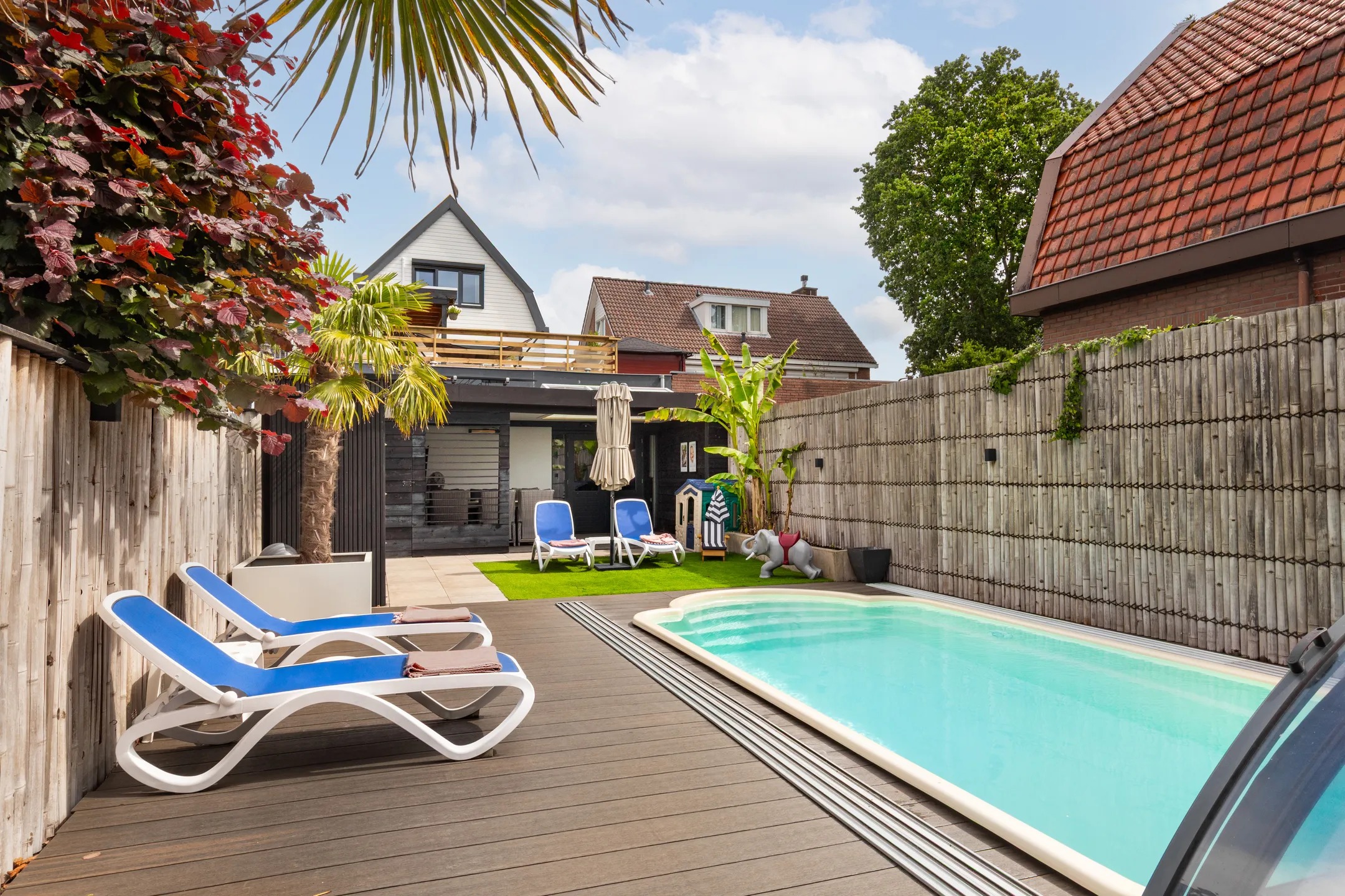 Halfvrijstaande woning Zwanenburgerdijk 411 in Zwanenburg