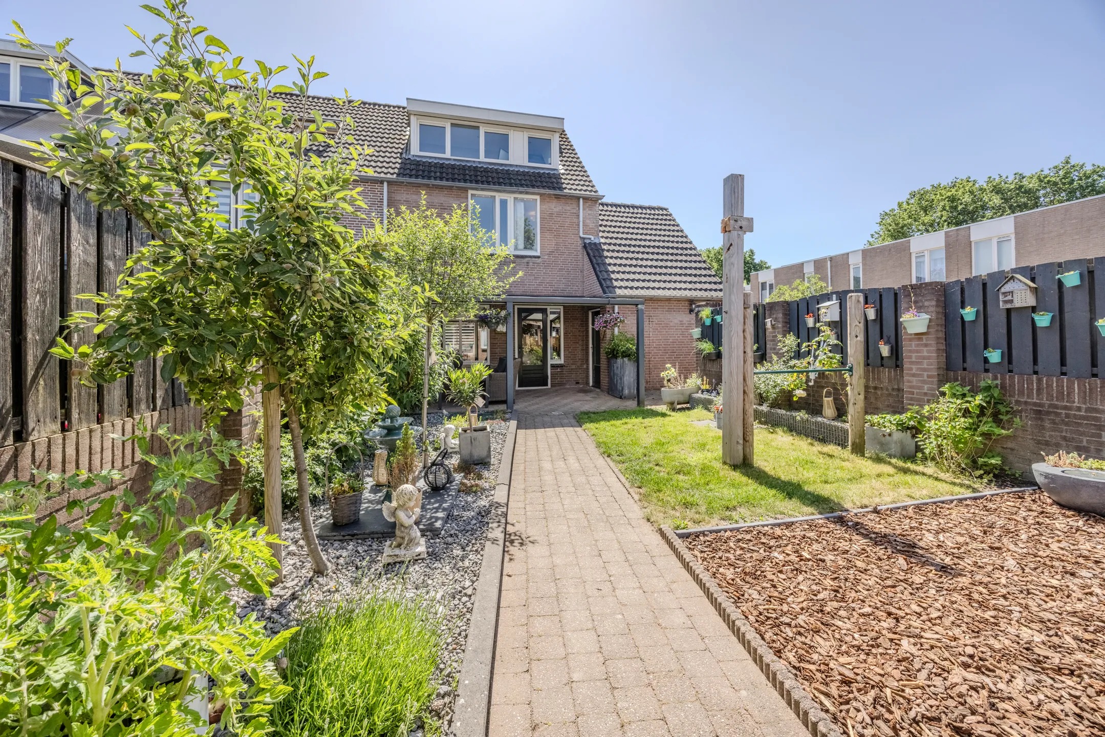 Hoekwoning Beertastraat 35 Tilburg