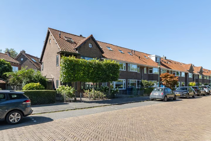 Hoekwoning Jan van Scorelkade 8 in Alkmaar