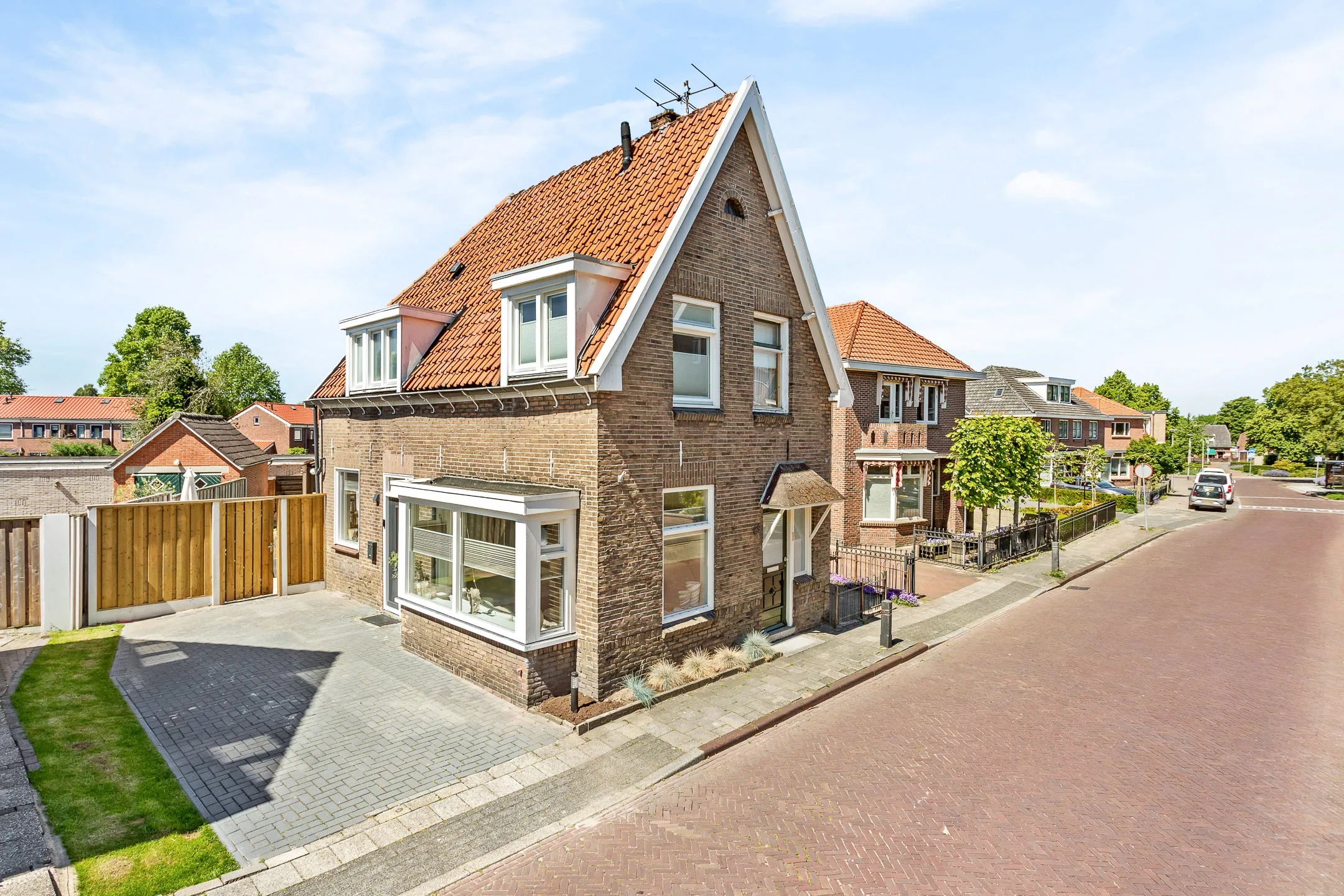 2-onder-1-kapwoning Huurnestraat 27 in Oldenzaal