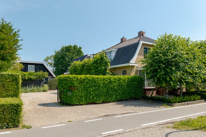 Halfvrijstaande woning Dieverbrug 25 in Dieverbrug